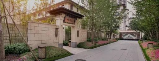 ��ʵ�����и���ɽˮ֮��Ķ�����ѧ