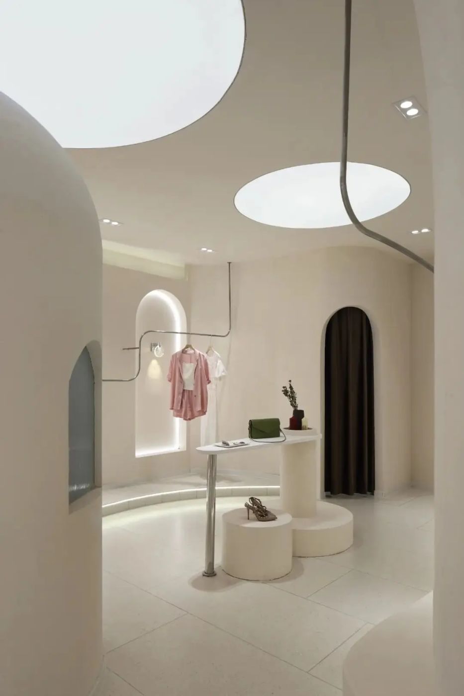 ����