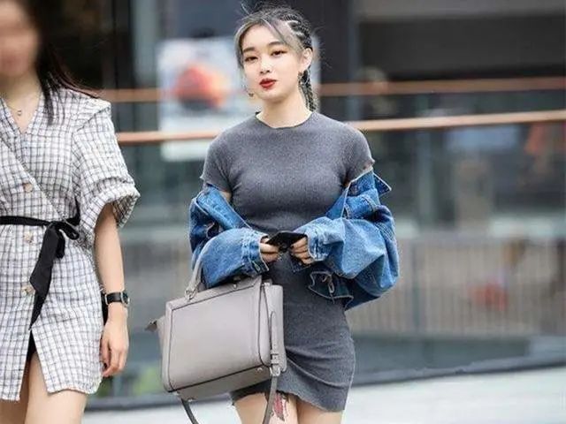 ����