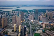 上海一日发两项重磅调控：上调房贷利率至首套5%二套5.7%，赠与后五年内仍无“房票”