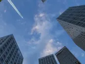 沪深两市刷新历史最长万亿成交纪录