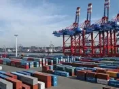 海关总署：前三季度我国货物贸易进出口总值同比增长22.7%