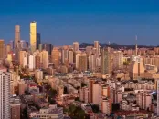 中指快评：明年上半年是海外债到期高峰，房企需开源节流