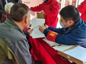 吹散冬日寒意 中铁建物业青年开启“恒温”模式
