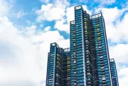 上海租房市场回暖：租客抢房拼手速，中介电瓶车跑到没电