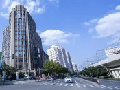 买一套送一套！南京楼市库存“压力山大”，开发商为卖房下血本
