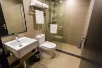 �������ܱ�ǽ����ˮԭ��������װ����������ˮ��