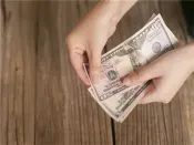 无法用现金还款，拿106套房产抵债！帝欧家居与朗基等13家欠债房企进行债务重组