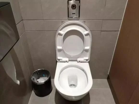 ����