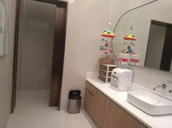 ����