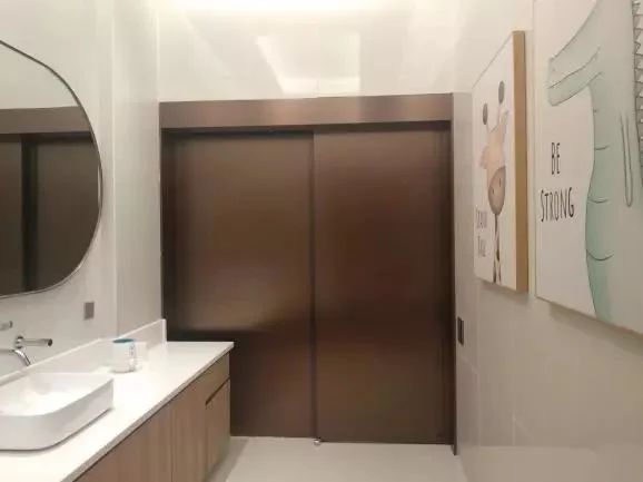����