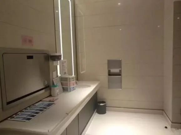 ����