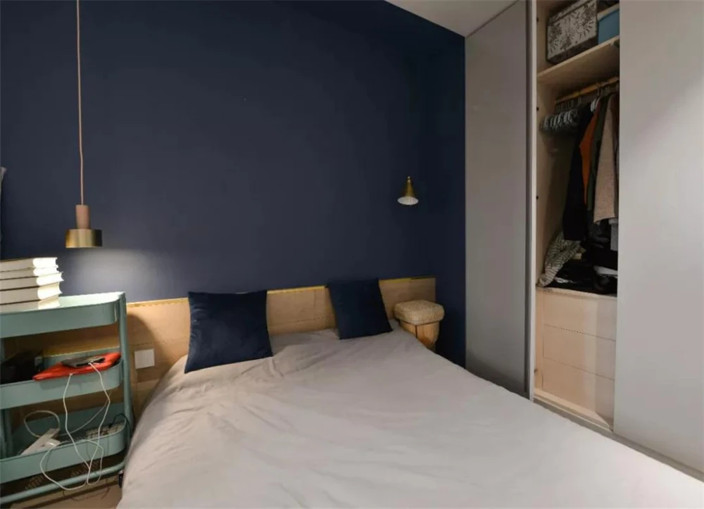 75平的现代风公寓，客厅也能变成一个卧室