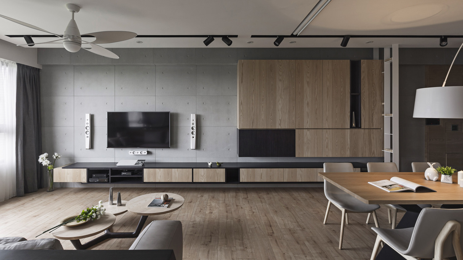 融创城三居室，现代风格设计，简约黑白灰色调。