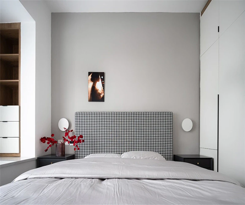124平米的三居室装修案例欣赏，将现代风融入到现代生活当中。