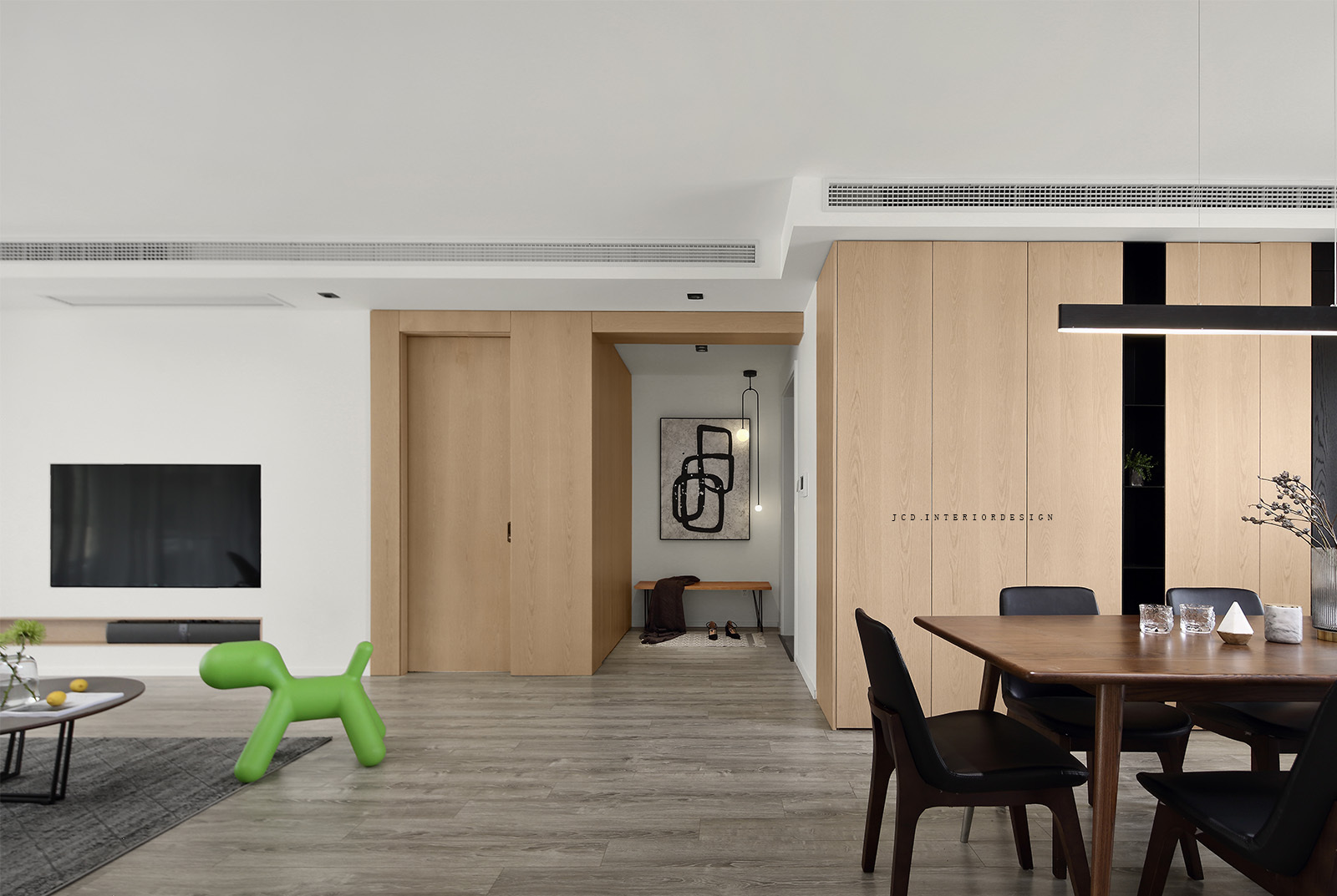 151平米三居室设计说明，13万元装修的现代风格有什么效果？