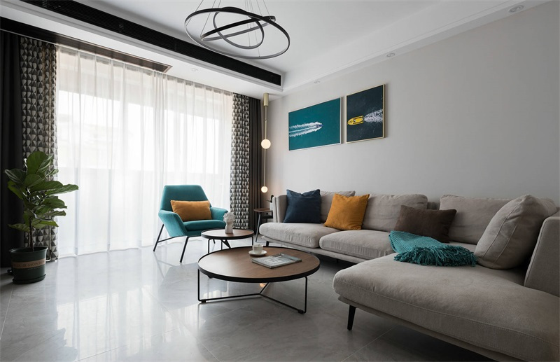 84平米的二居室装修案例欣赏，将现代风融入到现代生活当中。