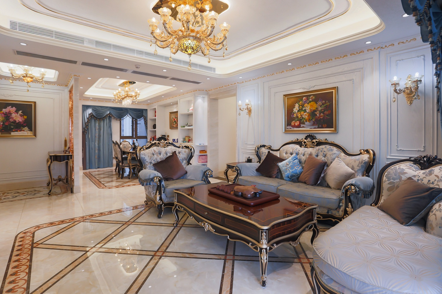 朋友买的148平米四居室，一共才花14万，这欧式风格太美了！