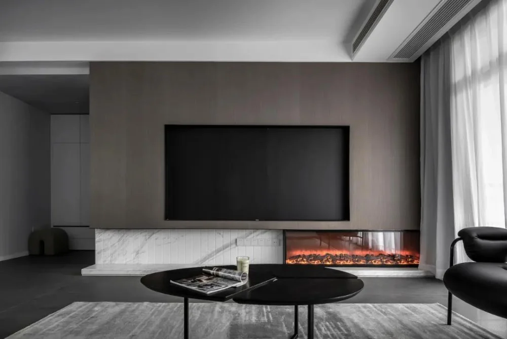 134㎡三十度灰,线条叠绘的空间