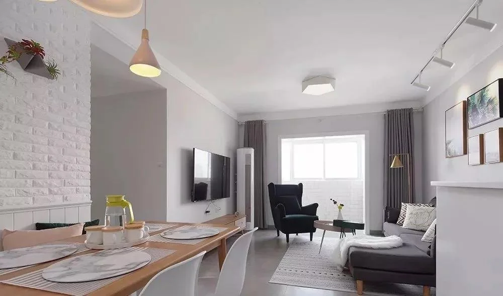 80平米现代风格一居室，预算8万，点击看效果图！