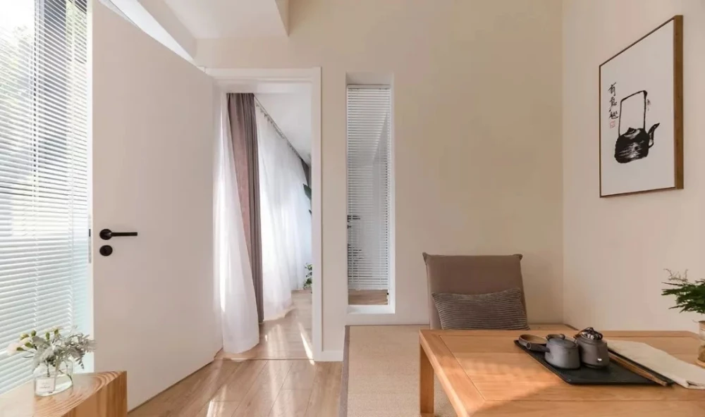 103平米的三居室装修案例欣赏，将混搭风融入到现代生活当中。